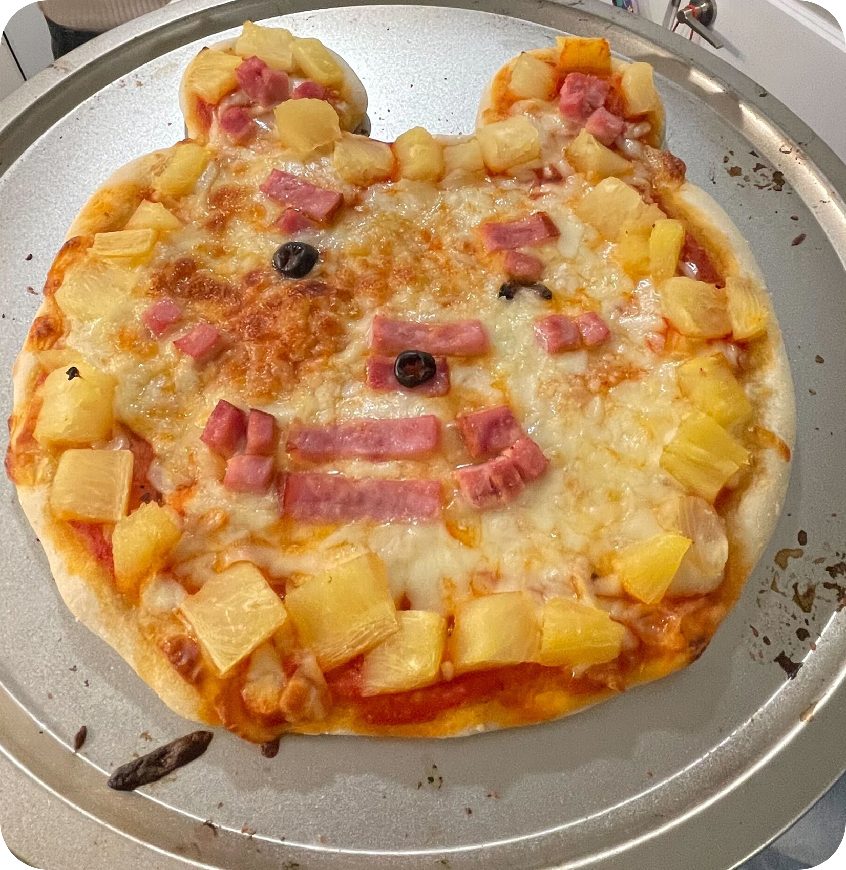 The CornellGo team sharing pizza during a work session